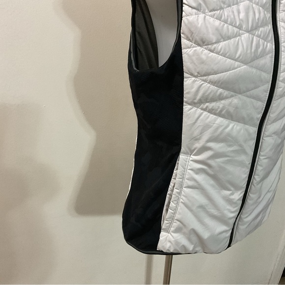 Lole Icy White Black  Down Puffer Vest Size M - Picture 5 of 11